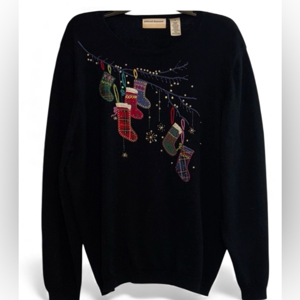 Christmas Sweater & Earrings bundle
